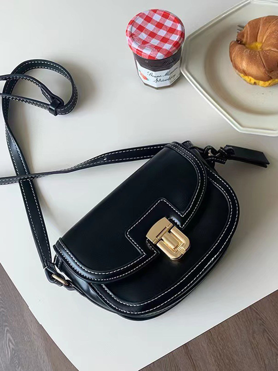 Women's Solid Sling Bag- Black